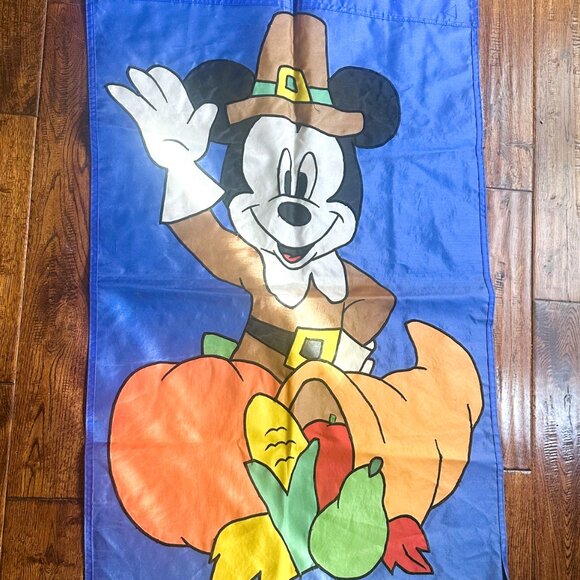 Mickey Mouse Pilgrim 28" x 44" Polyester Thanksgiving Flag - Picture 4 of 4
